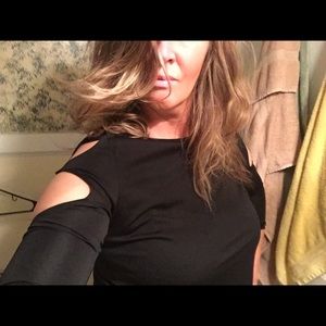 Leo Rosi Black long sleeve top w/slots in arms